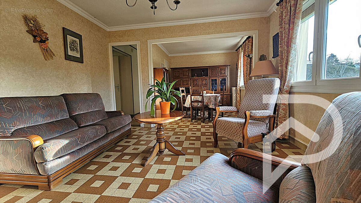 Maison à GRANDFRESNOY