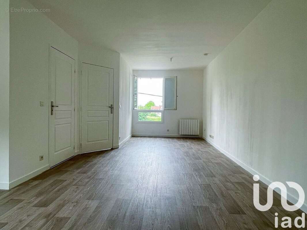 Photo 2 - Appartement à BEAUMONT-SUR-OISE