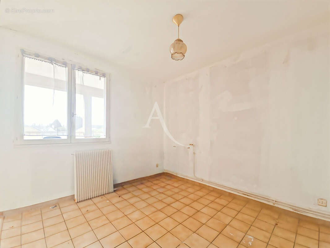 Appartement à LES MUREAUX