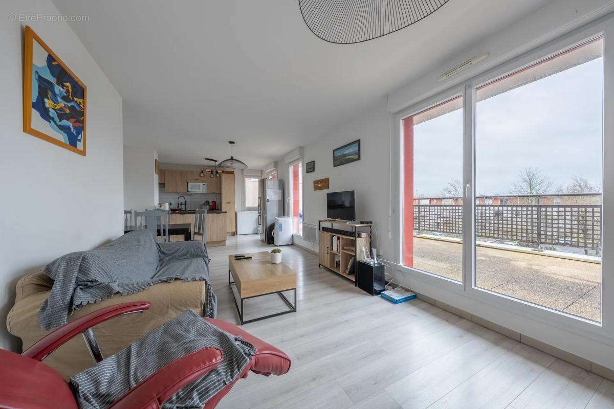 Appartement à AMBES