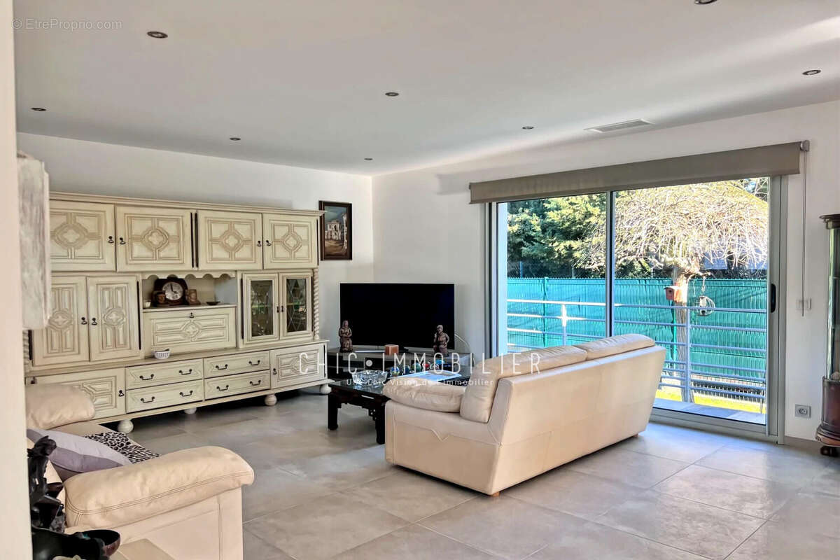 Maison à LATOUR-BAS-ELNE