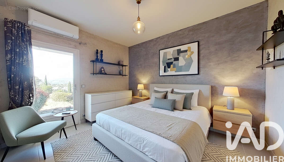 Photo 9 - Maison à LES ISSAMBRES