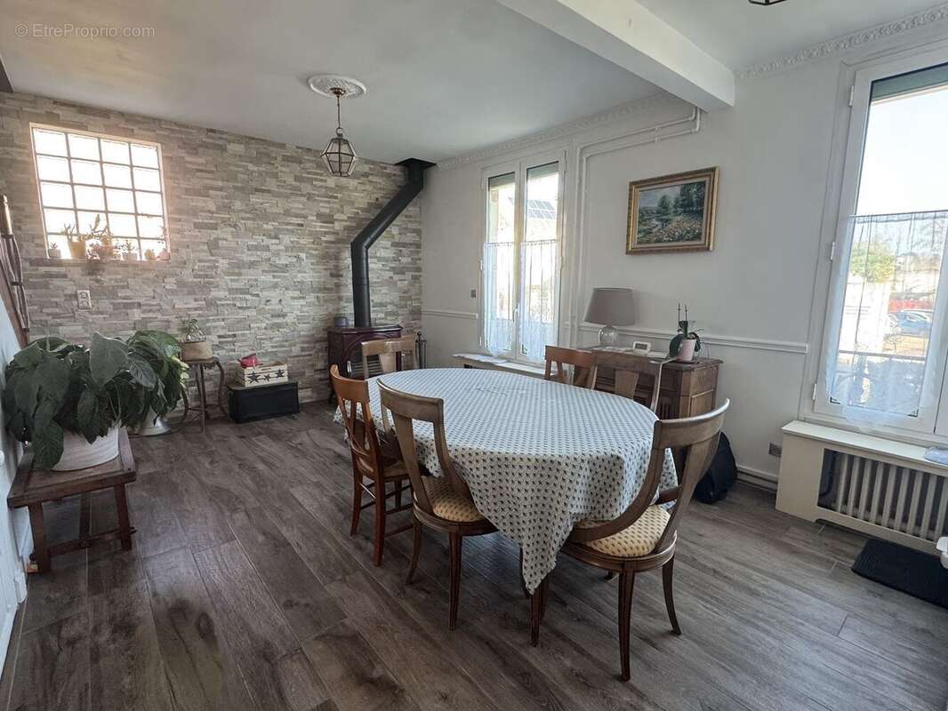 Maison à SAINT-PRIX