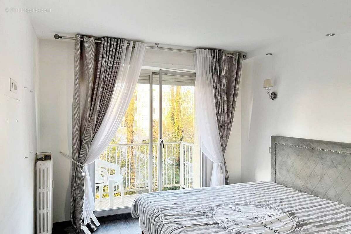 Appartement à SAINT-MAUR-DES-FOSSES