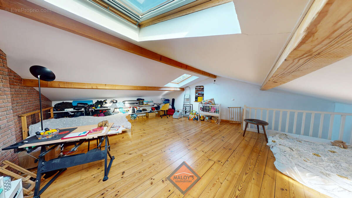 Appartement à SAINTE-FOY-LES-LYON