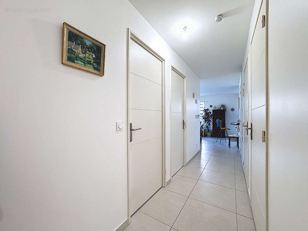 Appartement à BRISON-SAINT-INNOCENT