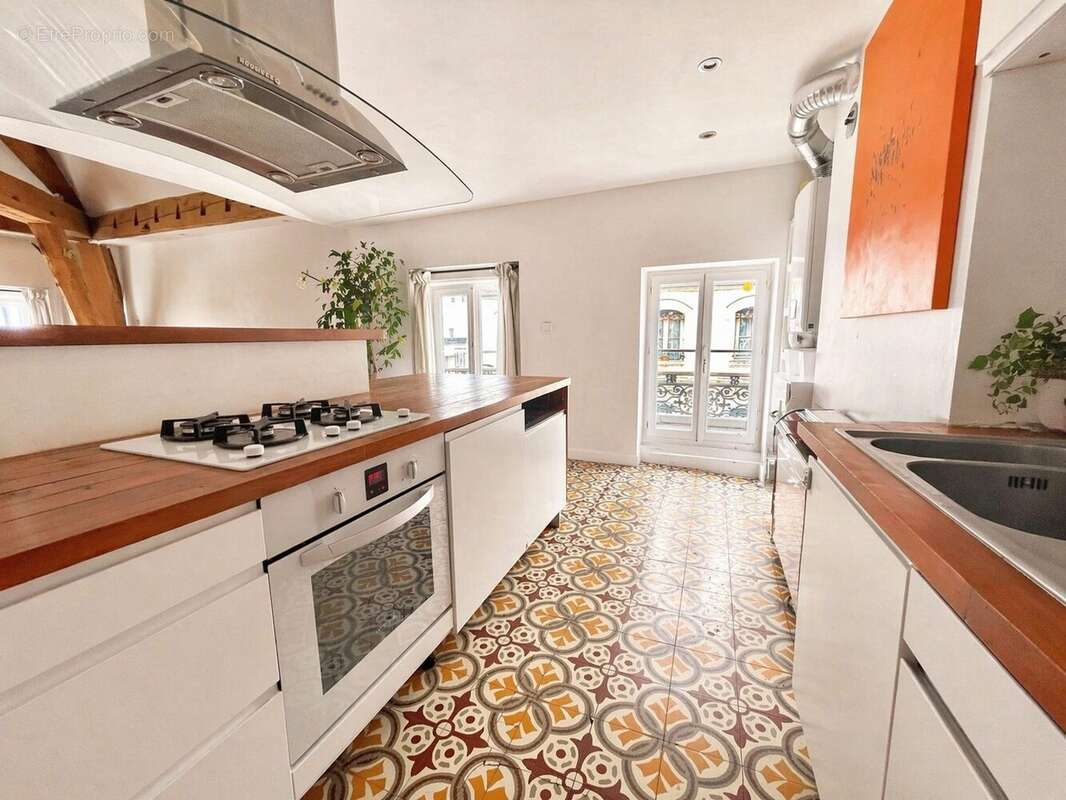 Appartement à LYON-6E