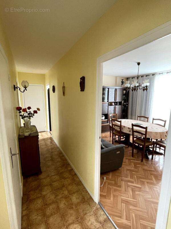 Appartement à FONTAINE