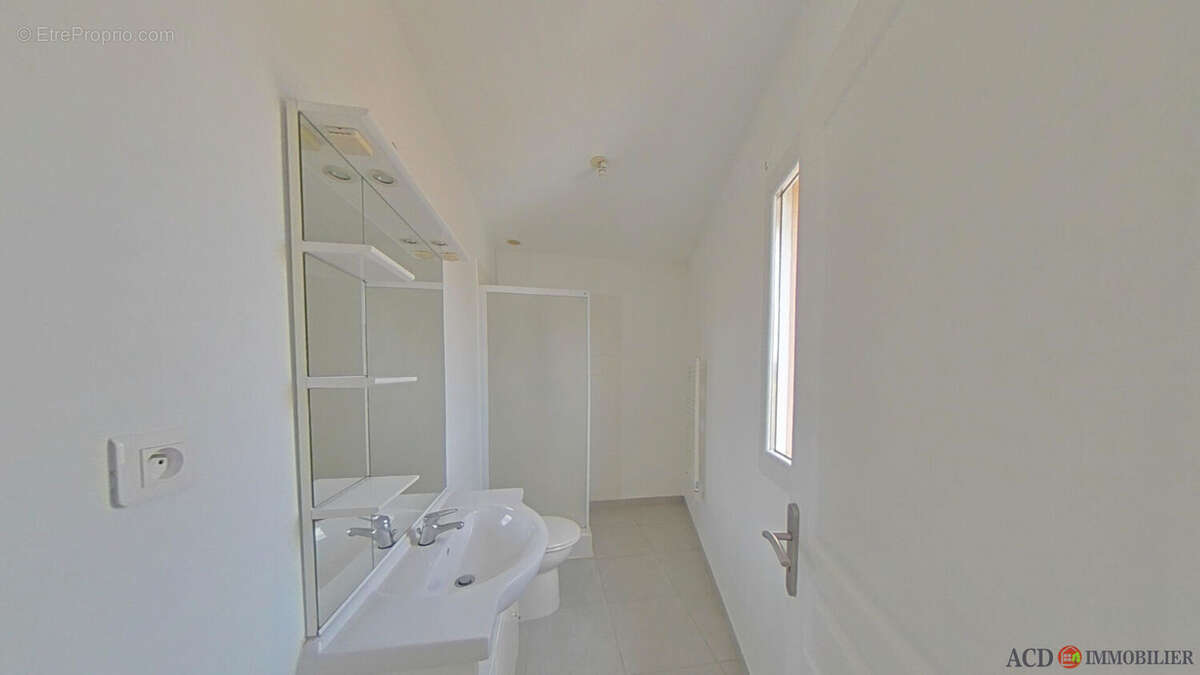 Appartement à VELAUX