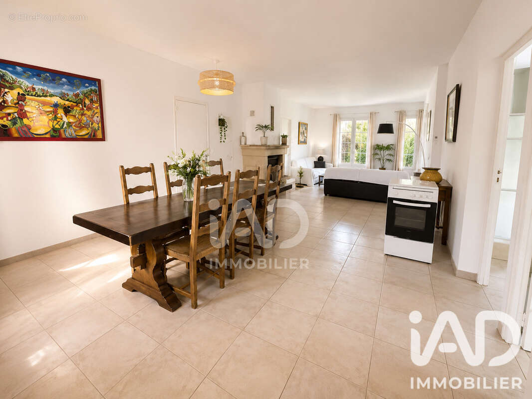 Maison 115 m² à Vers-Pont-Du-Gard  - photo 5