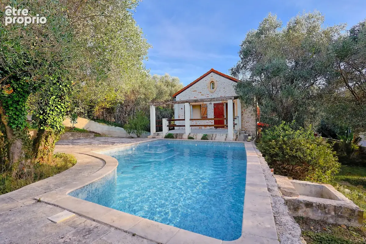 Exclusivité – vallauris – ancienne bergerie rénovée – 193 m² – 5 chambres – piscine - photo 7