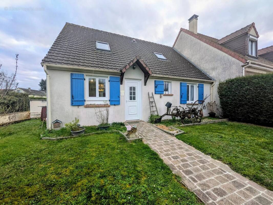 Maison à COULOMMIERS