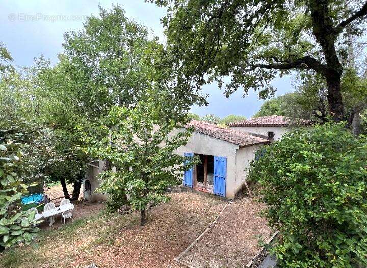 Maison à SAINT-PAUL-EN-FORET
