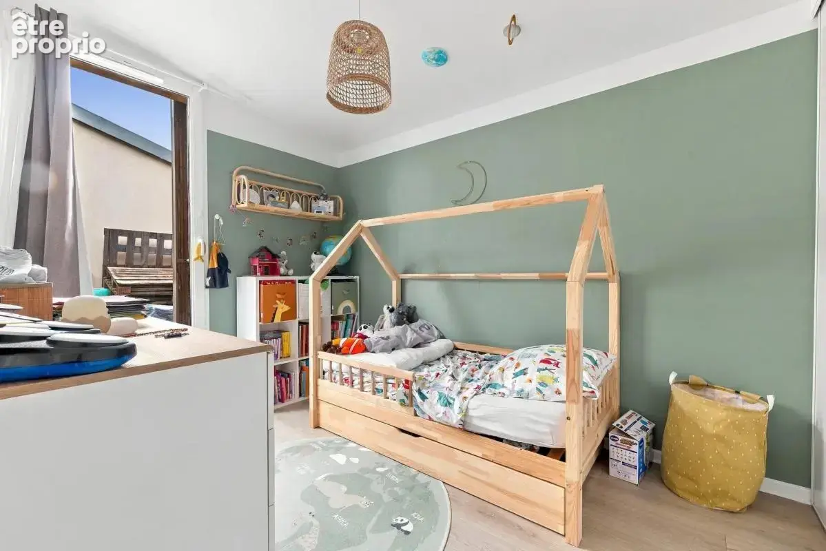Appartement duplex de 3 pièces de 67 m² à Sainte-Geneviève-des-Bois - photo 8
