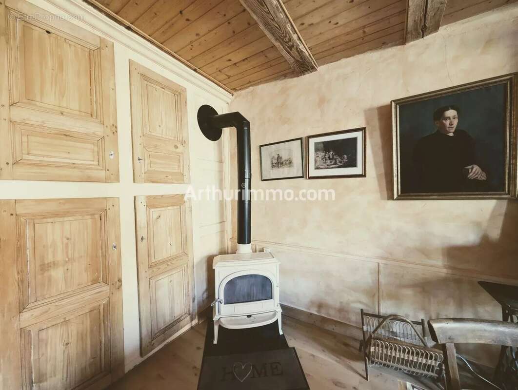 Maison à ORNANS