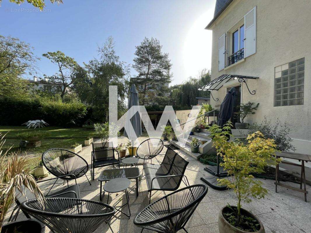 Maison à MONTMORENCY