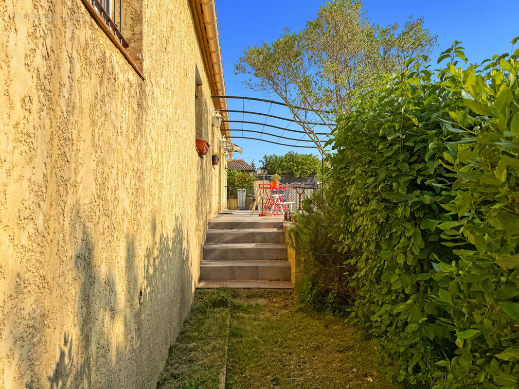 Maison à SAINT-PRIVAT
