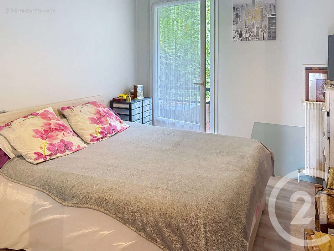 Maison 103 m² à Soyaux  - photo 7