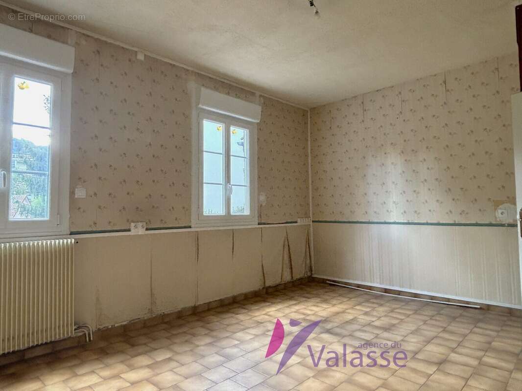 Maison 61 m² à Lillebonne  - photo 3