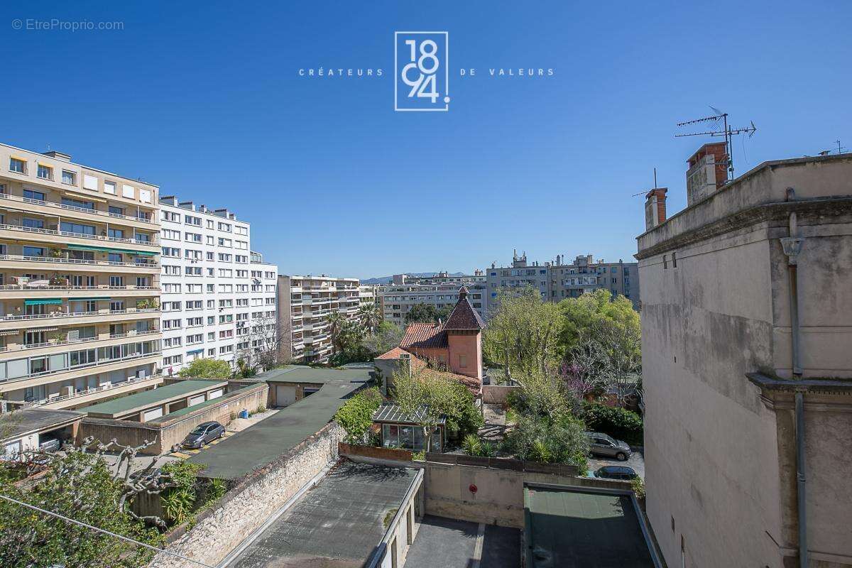 Appartement à MARSEILLE-8E