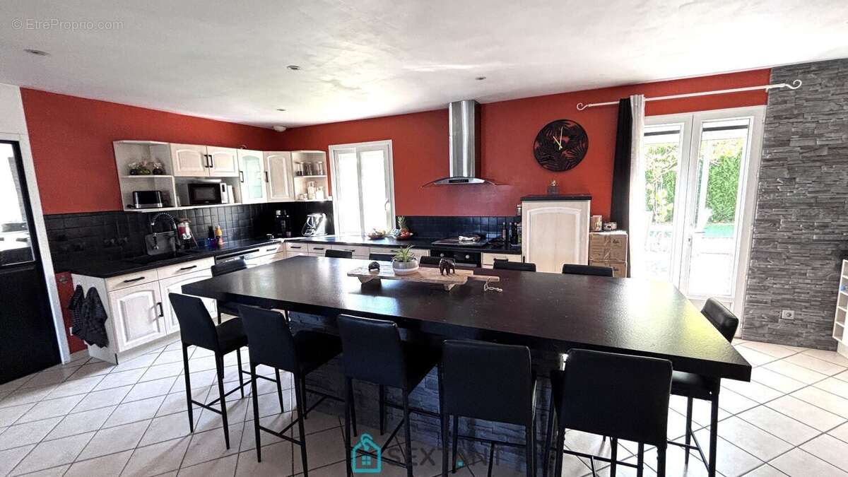 Maison 150m2 6 chambres - photo 5