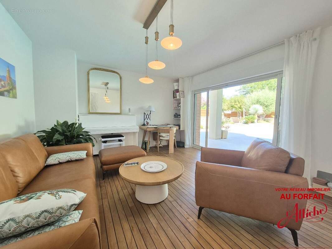 Maison 151 m² à Aucamville  - photo 8
