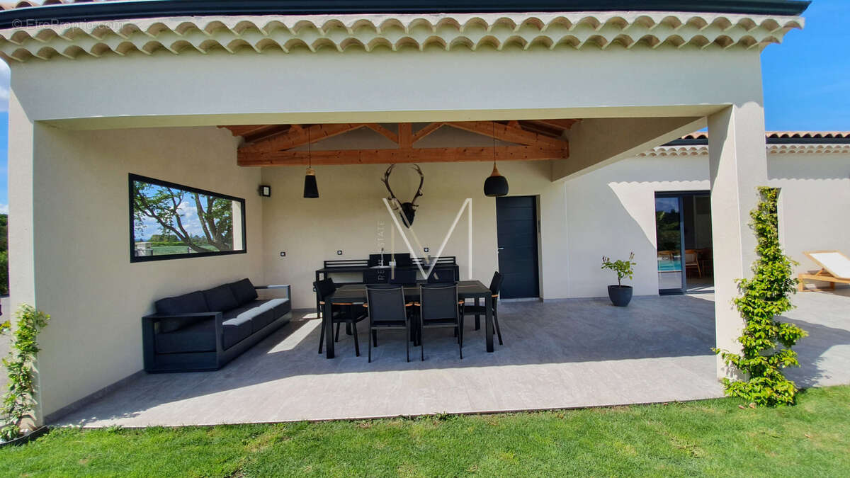 Maison à LA BATIE-ROLLAND