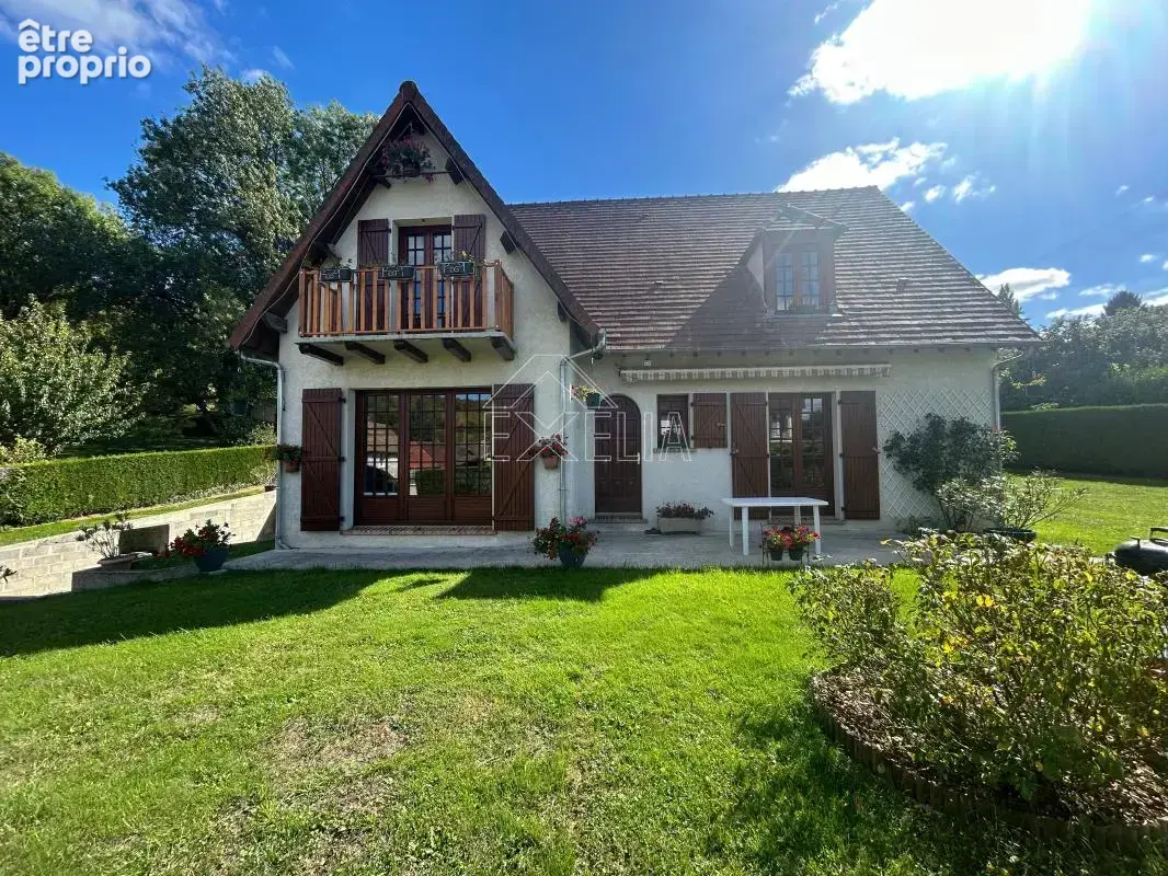 Photo Maison à Blaru au prix de 349 000€