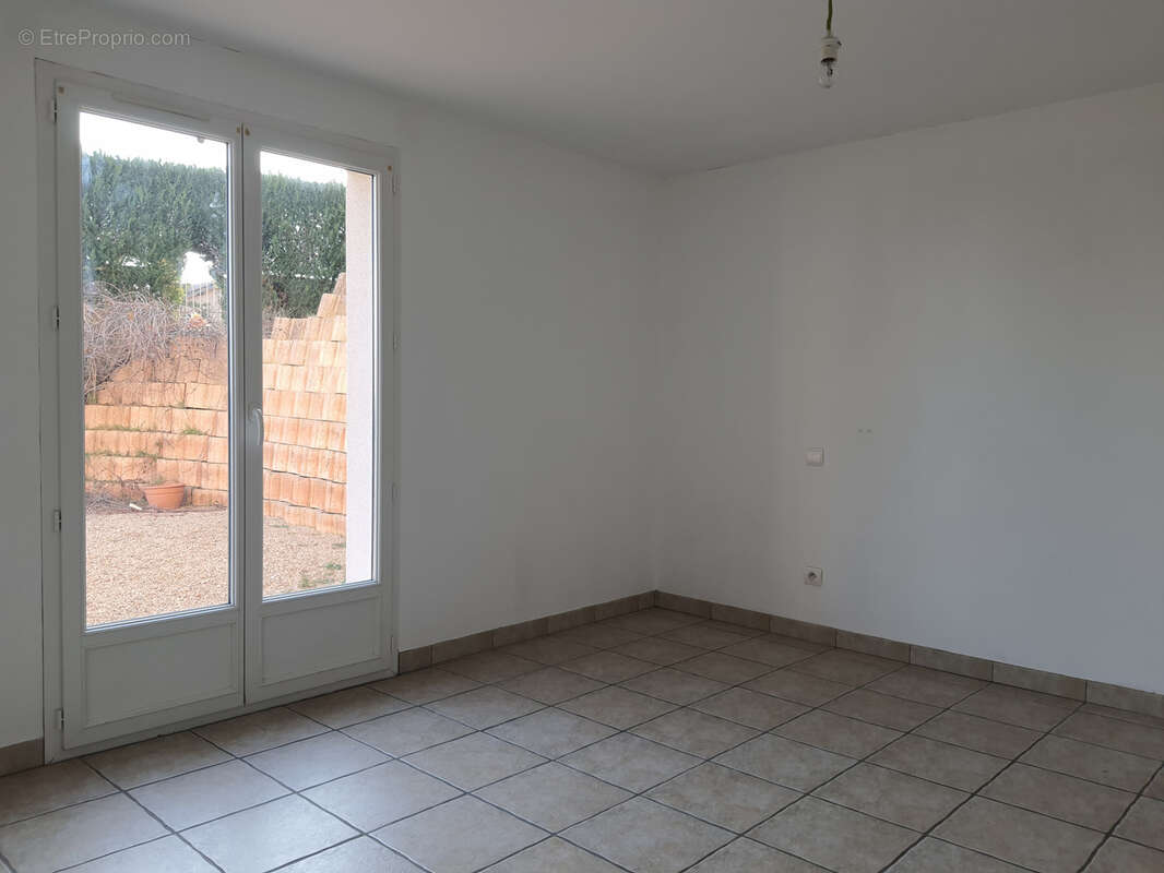 Maison à SAINT-GERMAIN-LAVAL