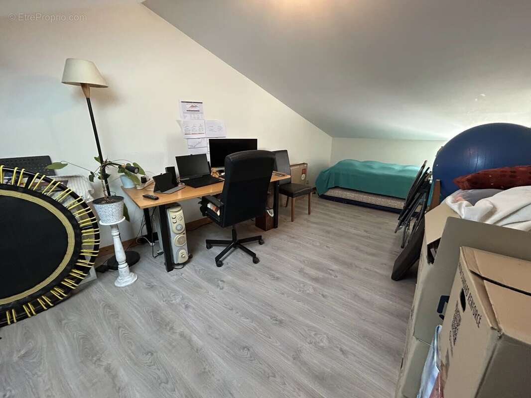 Maison hypercentre Bressuire - photo 8
