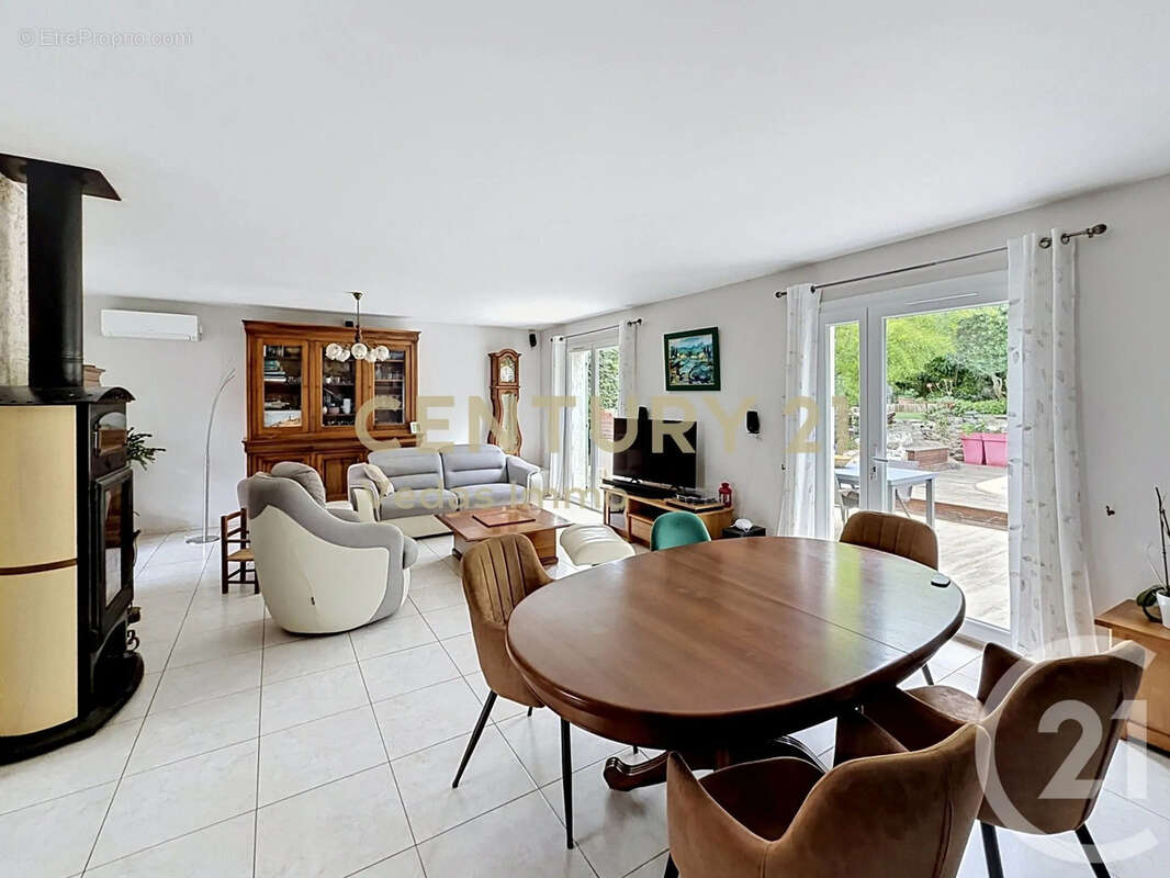Maison 168 m² à Saint-Jean-De-Vedas  - photo 6