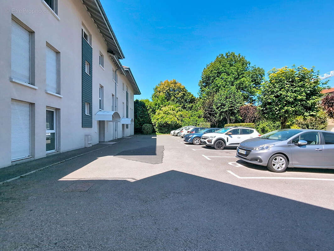 Appartement T3 - 64.37 m2 avec cave, balcon et parking - photo 17