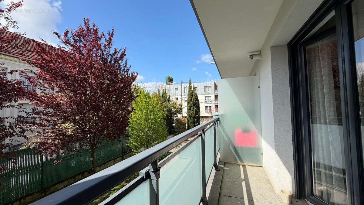 Appartement à LIVRY-GARGAN