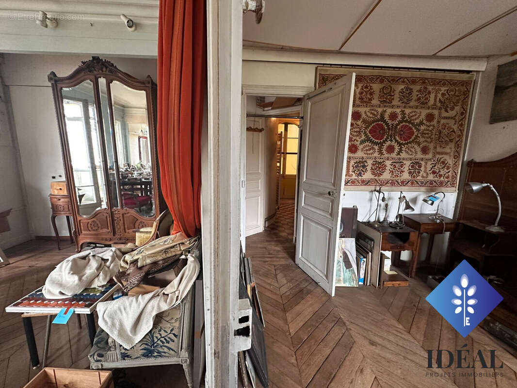 Appartement à PARIS-5E