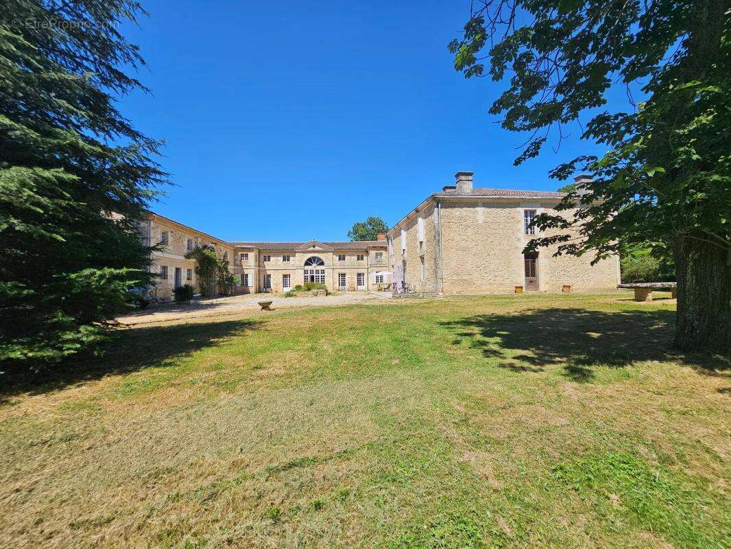 Maison à SAMAZAN
