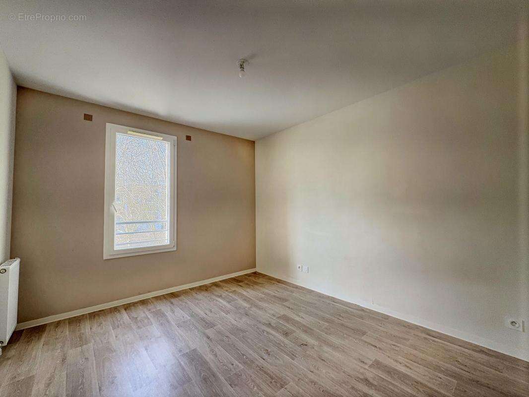 Appartement à CHENOVE