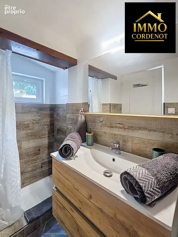 Maison 1 pièce 27 m² à vendre à Le Revest-Les-Eaux (83200) - photo 8
