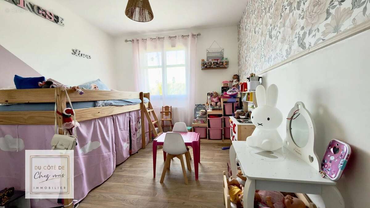 Maison à VOUE