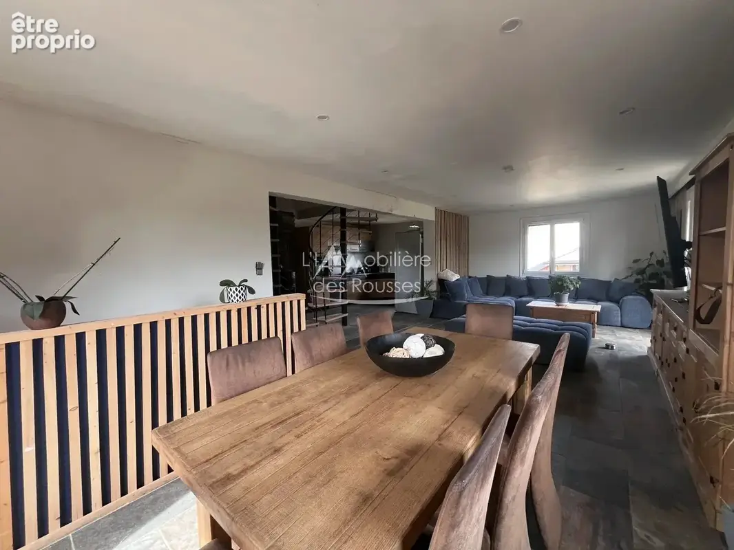 Maison rénovée avec vue dégagée - photo 3