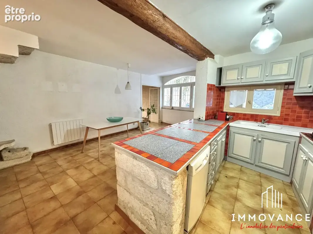 Maison 130 m² à Saint-Hilaire-De-Beauvoir  - photo 6