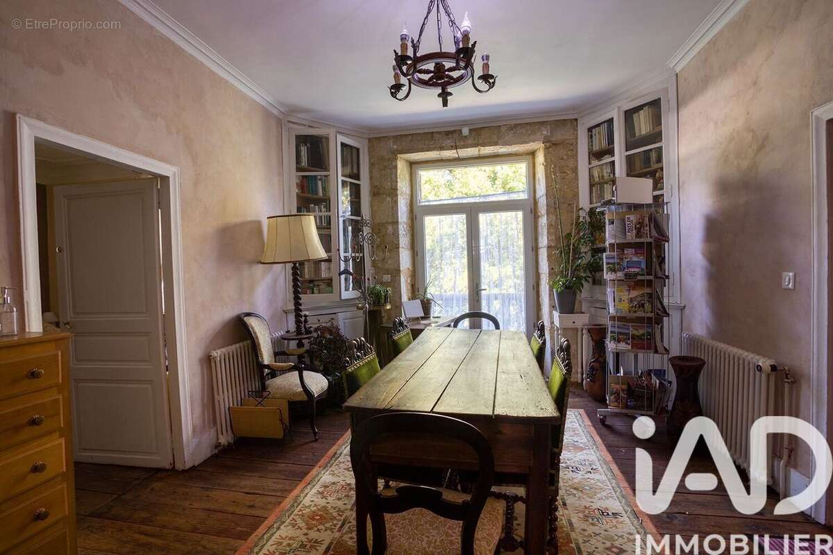Maison 230 m² à Grolejac  - photo 5