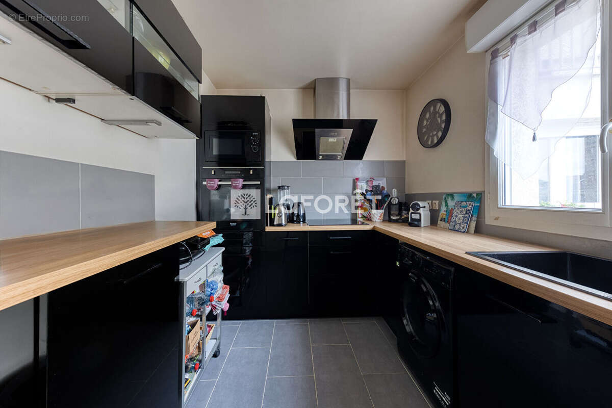 Appartement à PONTAULT-COMBAULT