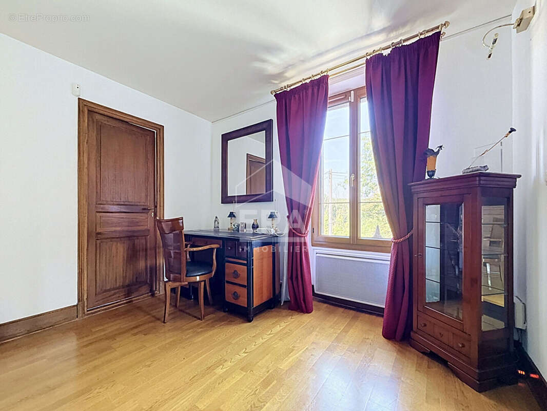 Maison 137m² à boissy-la-rivière - photo 9