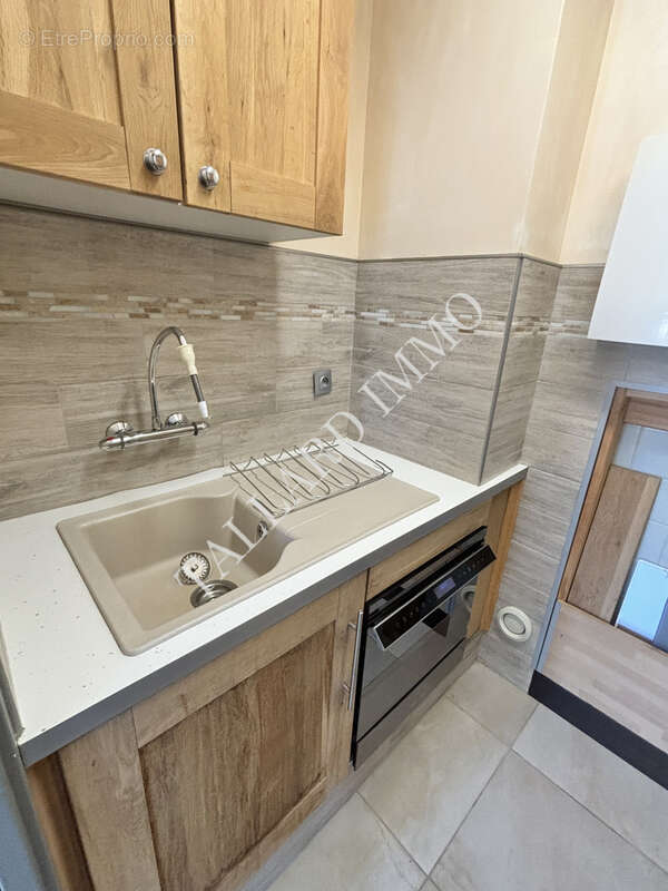 Appartement deux pièces en rez de chaussée - photo 4