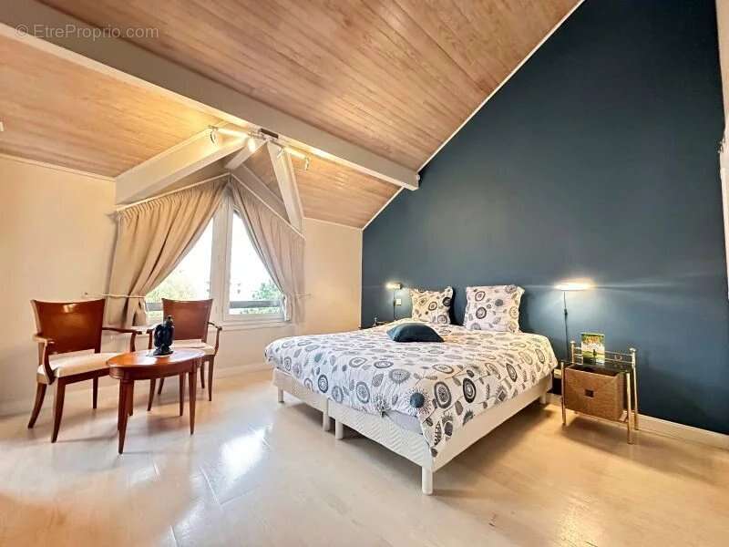 Appartement à REIGNIER