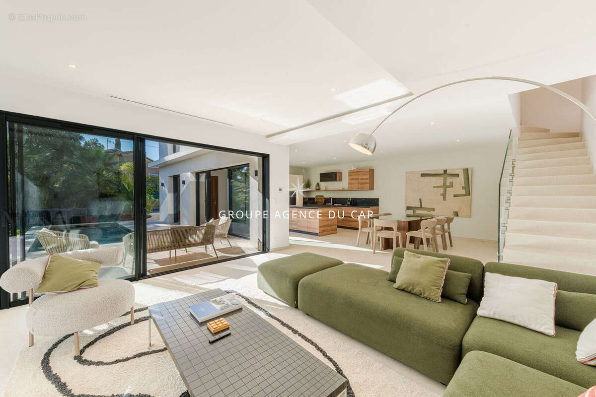 Maison à SAINT-RAPHAEL