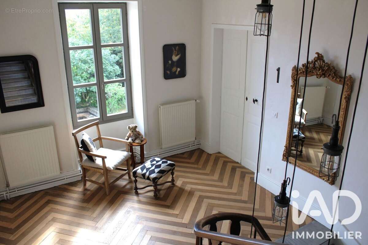 Maison 591 m² à Montmeyran  - photo 3