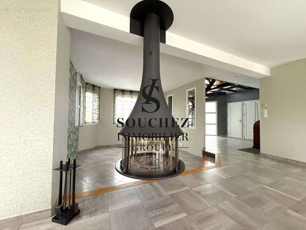 Maison 245 m² à Berles-Monchel  - photo 6