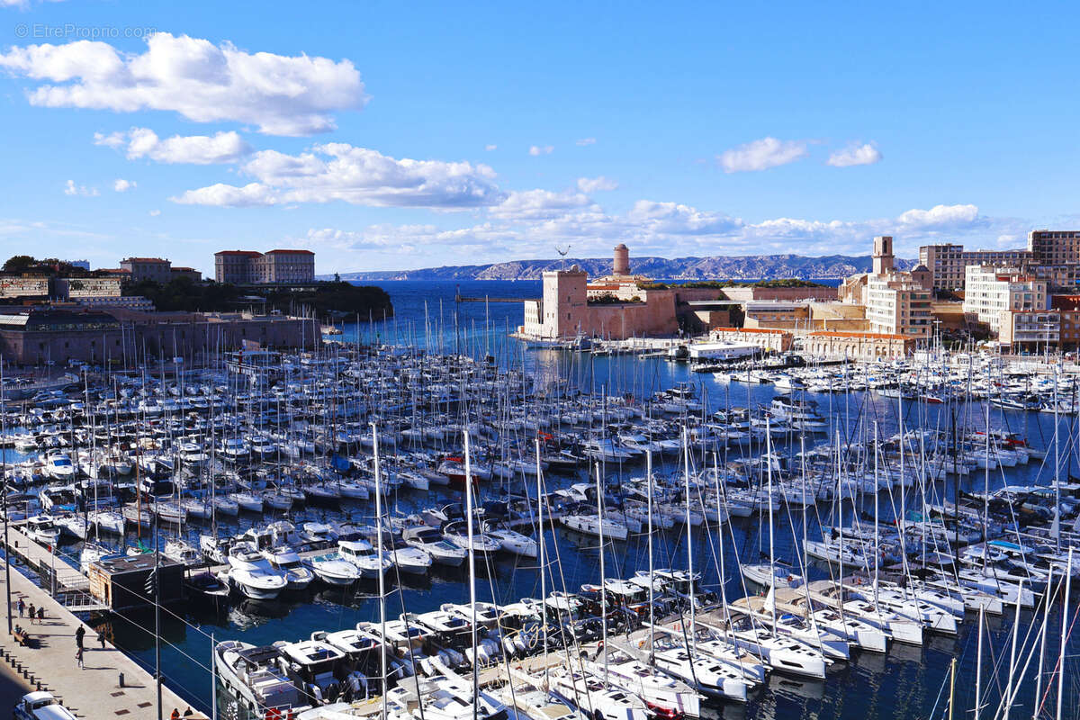 Appartement à MARSEILLE-7E