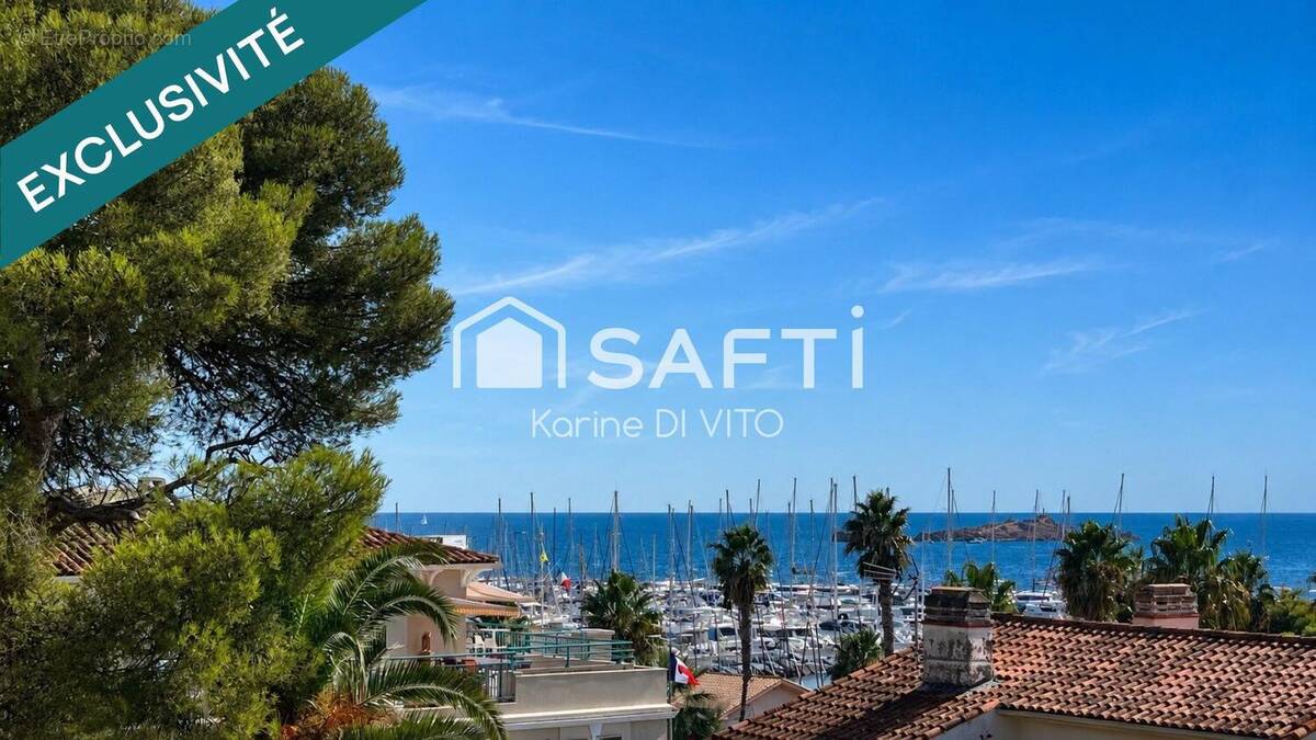 Photo 1 - Appartement à SAINT-RAPHAEL